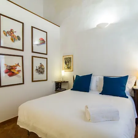 Via Delle Terme Flat Florence